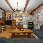 Stunning Home In Labin With Wifi