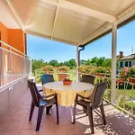 3 Bedroom Amazing Apartment In Nedescina