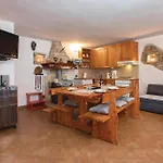 Lovely Home In Svetvincenat With Wifi