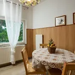 4 Bedroom Nice Home In Krnica
