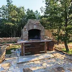 Beautiful Home In Segotici With Wifi