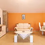 Amazing Apartment In Vodnjan With Wifi
