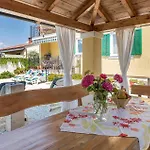 Nice Apartment In Fondole With Wifi