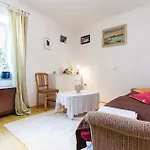 2 Bedroom Beautiful Home In Galizana