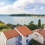 Lovely Apartment In Pula With Wifi