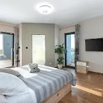 Cozy Home In Galizana With Kitchen