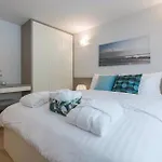Nice Apartment In Plomin With Jacuzzi