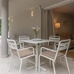 Nice Apartment In Plomin With Jacuzzi