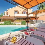 Cozy Home In Pula With Outdoor Swimming Pool
