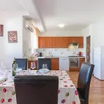 Cozy Home In Banjole With Kitchen