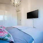 Cozy Home In Cambarelici