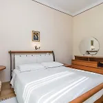3 Bedroom Awesome Apartment In Lovran