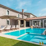 Lovely Home In Barban With Outdoor Swimming Pool