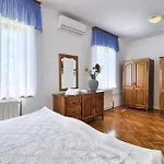 Lovely Home In Labin With Wifi