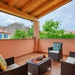 Cozy Home In Buje With Wifi