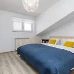 Awesome Apartment In Pula With Wifi