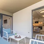 Beautiful Apartment In Banjole With Kitchen
