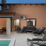 Nice Home In Medulin With Kitchenette