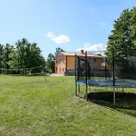 6 Bedroom Gorgeous Home In Pazin