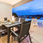Lovely Apartment In Banjole With House Sea View