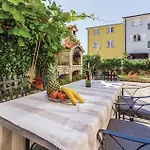 Awesome Apartment In Pula With Wifi