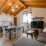 Stunning Home In Trosti With Wifi