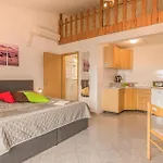 Nice Apartment In Pula With Kitchen