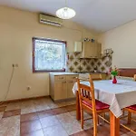 Stunning Home In Banjole With Kitchen