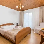 Gorgeous Apartment In Lovran With Kitchen