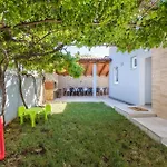 Pet Friendly Apartment In Medulin With Kitchen
