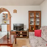 Cozy Home In Cokuni With Kitchen