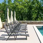 Amazing Home In Bartici With Wifi