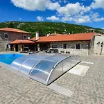 Villa Tina