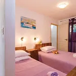 Villa Katarina In Mrkoci - Haus Fuer 8-10 Personen