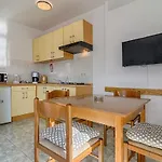 Apartman 5