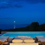 Villa The View