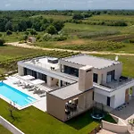 Villa La Reina Brtonigla