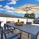 Beautiful Home In Peroj With Wifi