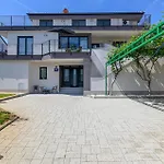 1 Bedroom Nice Apartment In Rovinj