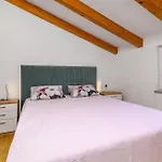 Lovely Home In Medulin With Kitchen