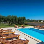 Villa Pomer