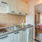 Nice Apartment In Funtana With Kitchen