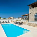 Villa Victoria Brtonigla