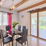 Villa Ladonja