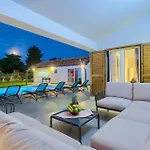 Villa Alba Bianca