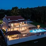 Villa Santa Cruz
