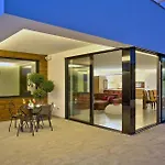 Villa Aria