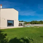Villa Omnia