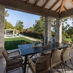 Villa Faturi