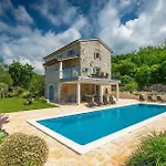 Villa Azzurro